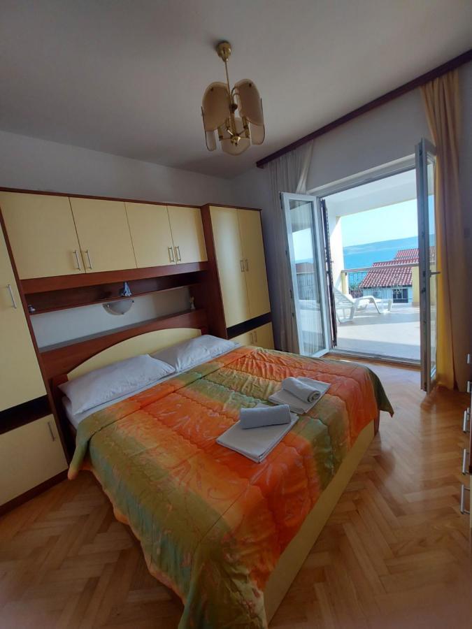 Apartments Europa Starigrad Paklenica Esterno foto