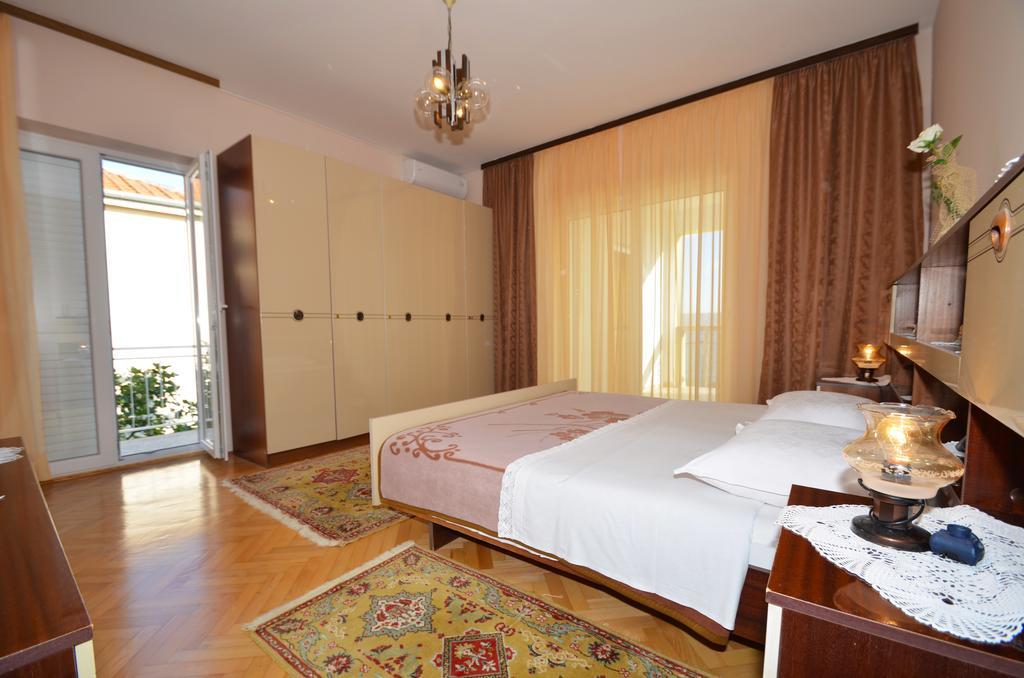 Apartments Europa Starigrad Paklenica Camera foto