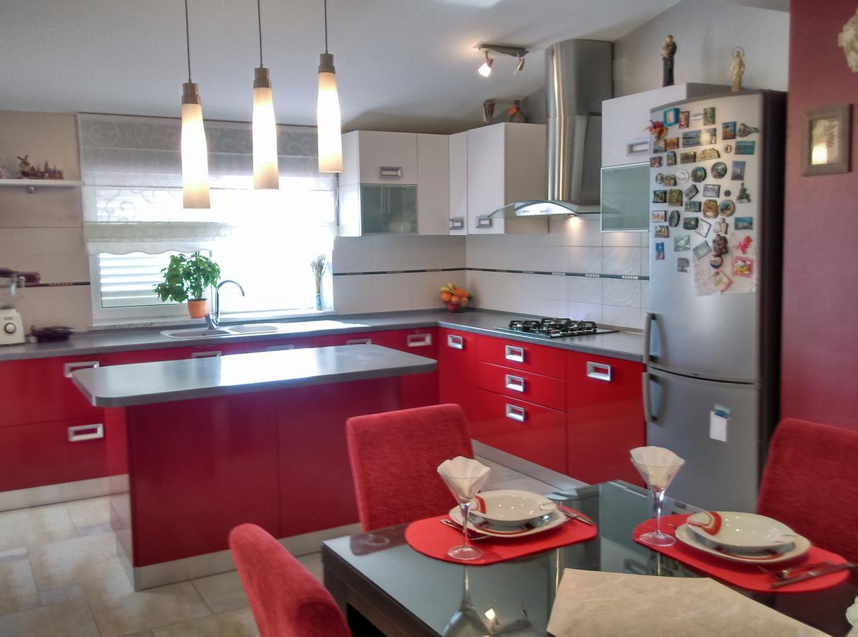 Apartments Europa Starigrad Paklenica Esterno foto